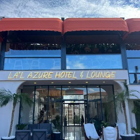 Lal Azure ホテル *